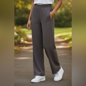 Adidas Women’s Wide Leg Active Pants Gray Strata Size M NWT Stretch Athletic